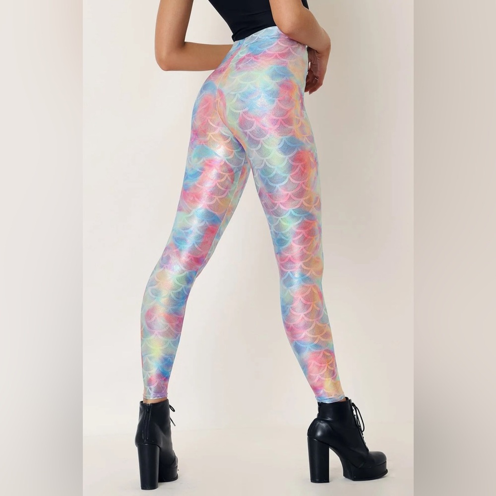 BlackMilk Mermaid Cotton Candy HW Leggings